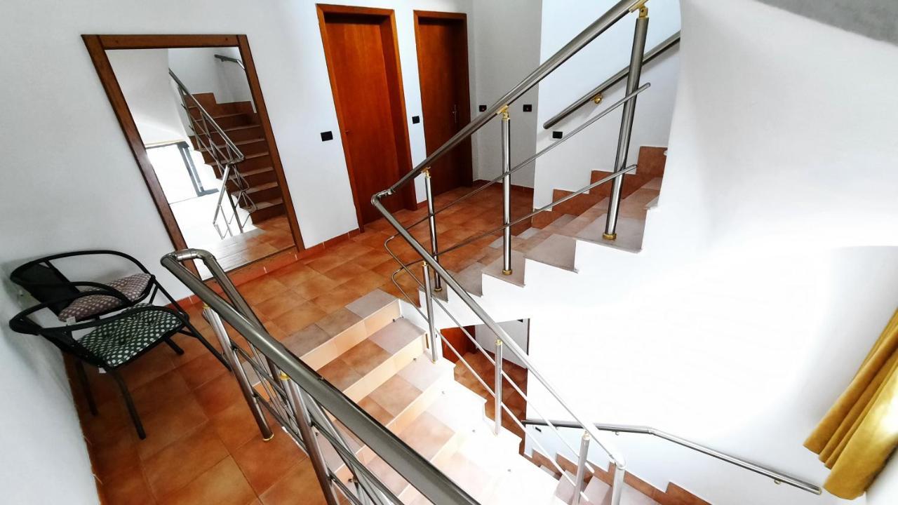 ~Villa Gloria~ Durres Exterior photo